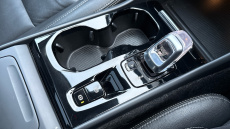 Volvo Xc40 2.0 B4P Inscription Pro 5dr Auto Petrol Estate